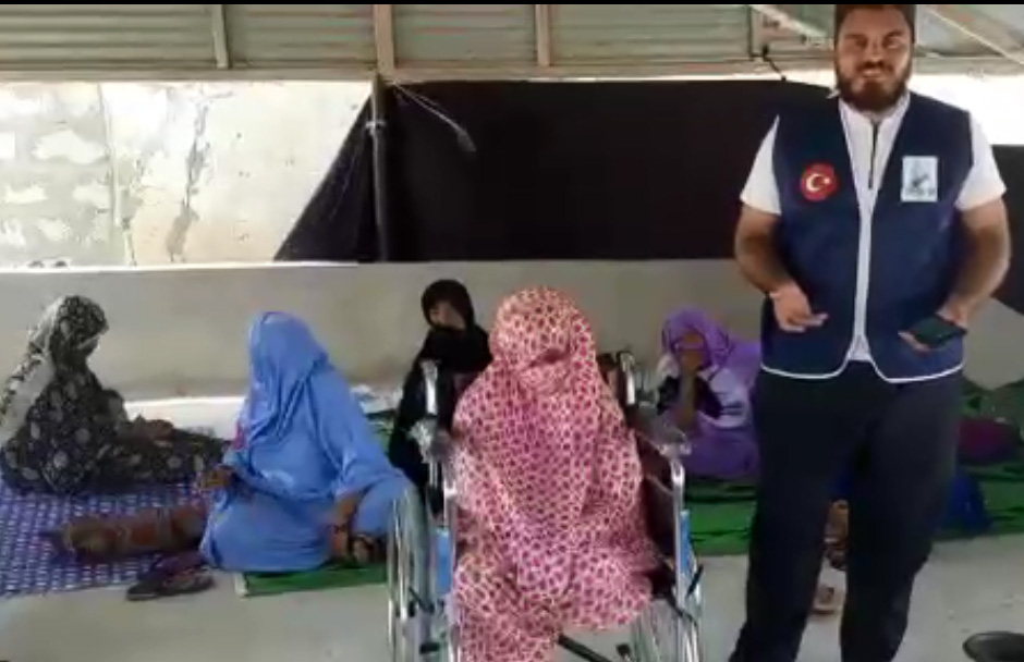 Moritanyalı Tuğba Teyze